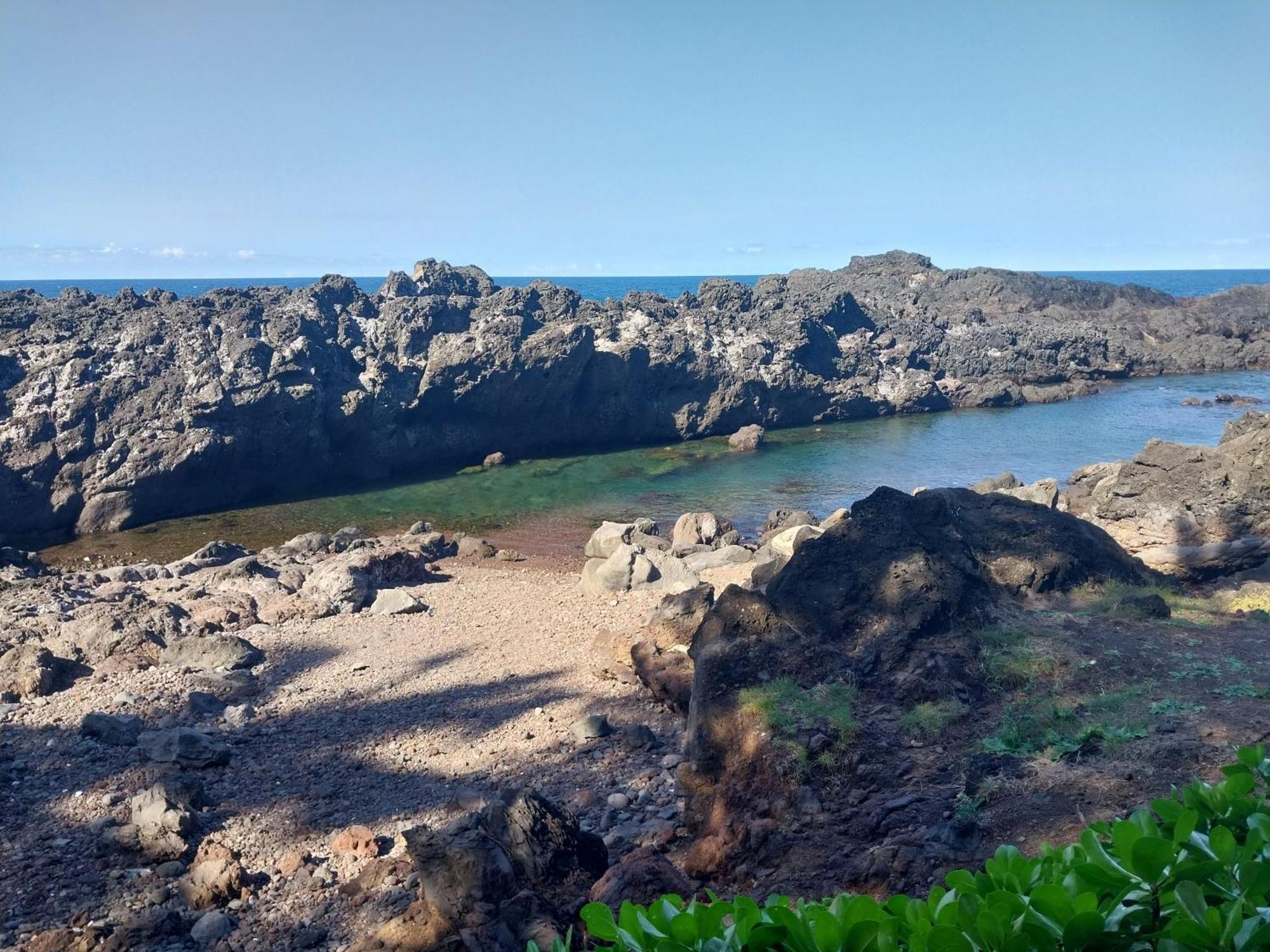 Les Badamiers Villa Saint Pierre Buitenkant foto
