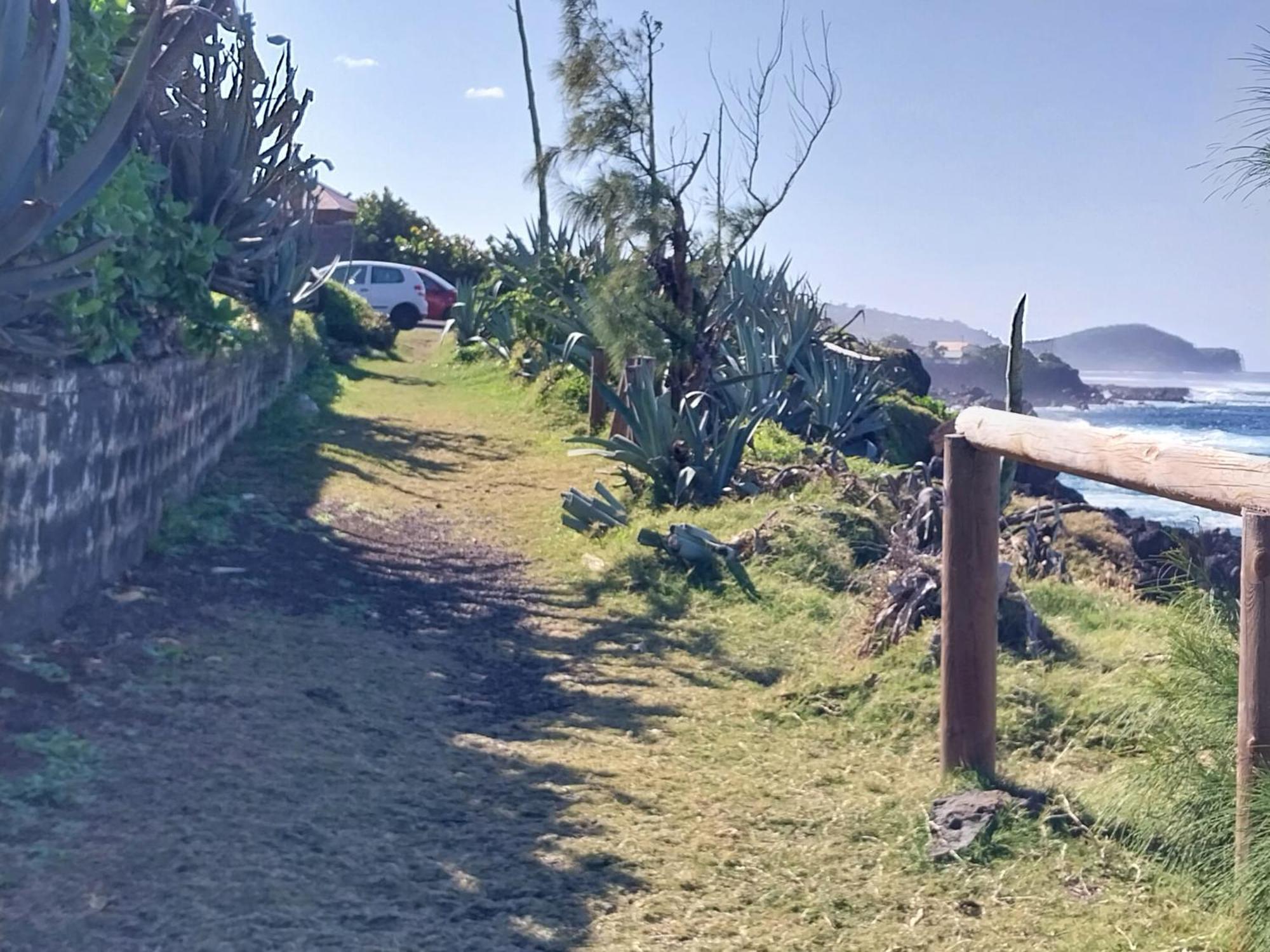 Les Badamiers Villa Saint Pierre Buitenkant foto
