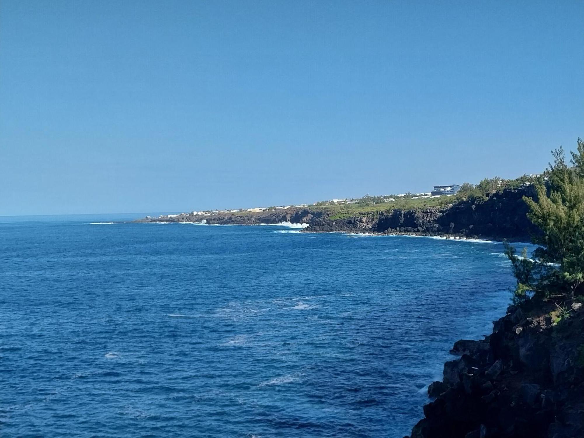 Les Badamiers Villa Saint Pierre Buitenkant foto